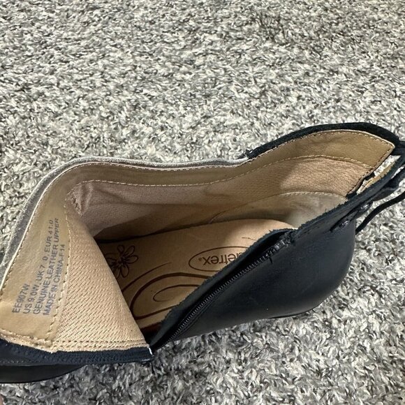 Aetrex Samantha Leather Ankle Boots Patchwork Gray Black Red Zip 8.5 NEW READ - Picture 8 of 9